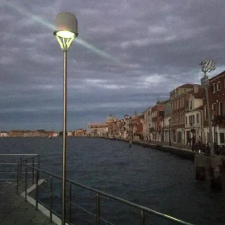 Romantic loft in Venezia-2